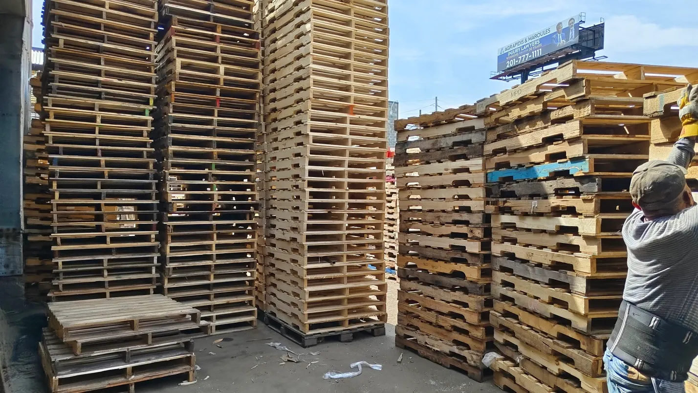 Pallet slideshow image 2